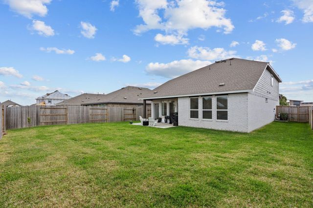 13716 Windward Mist Drive, Texas City, TX 77568