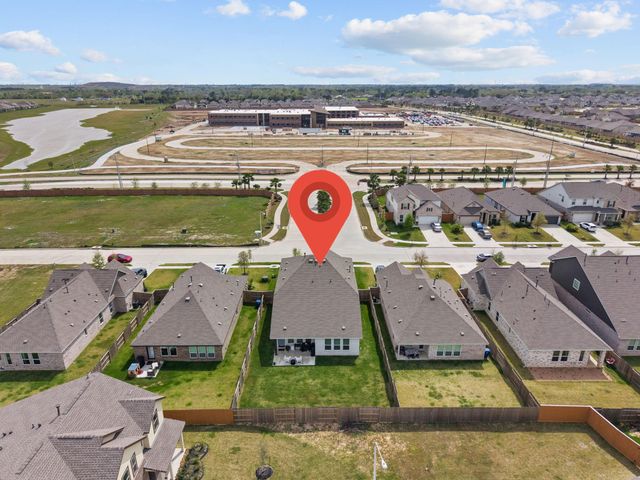 13716 Windward Mist Drive, Texas City, TX 77568