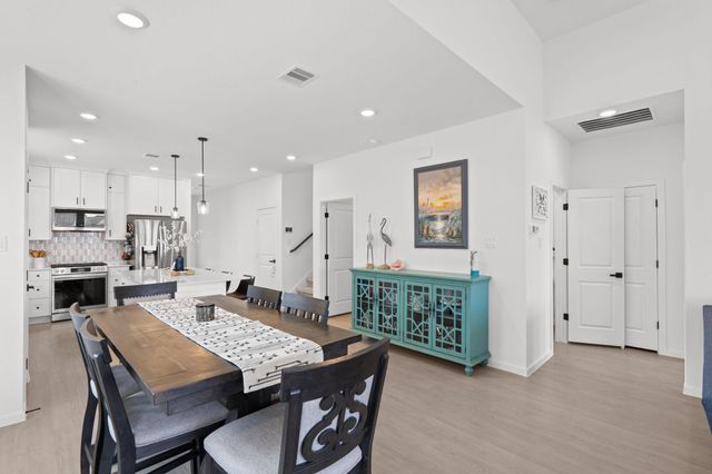 13716 Windward Mist Drive, Texas City, TX 77568