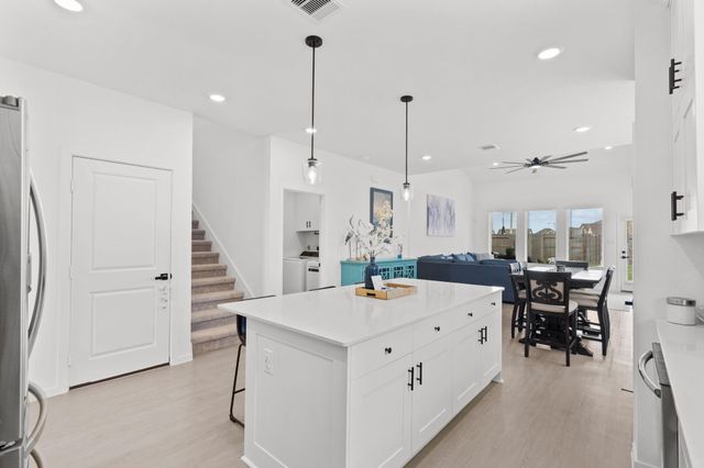 13716 Windward Mist Drive, Texas City, TX 77568