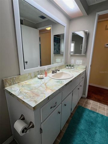 605 QUEEN PALM STREET, Largo, FL 33778