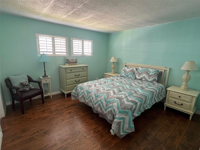 605 QUEEN PALM STREET, Largo, FL 33778