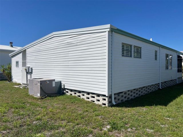 605 QUEEN PALM STREET, Largo, FL 33778