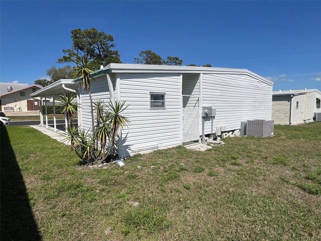 605 QUEEN PALM STREET, Largo, FL 33778