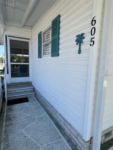 605 QUEEN PALM STREET, Largo, FL 33778