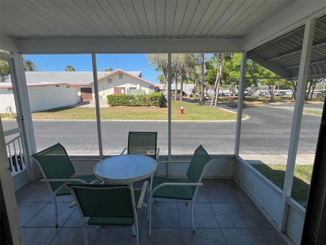 605 QUEEN PALM STREET, Largo, FL 33778