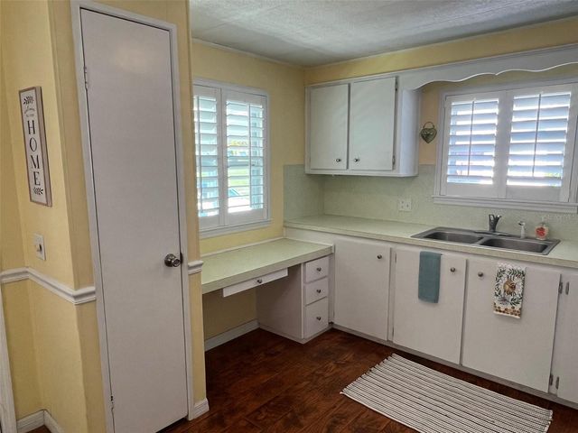 605 QUEEN PALM STREET, Largo, FL 33778