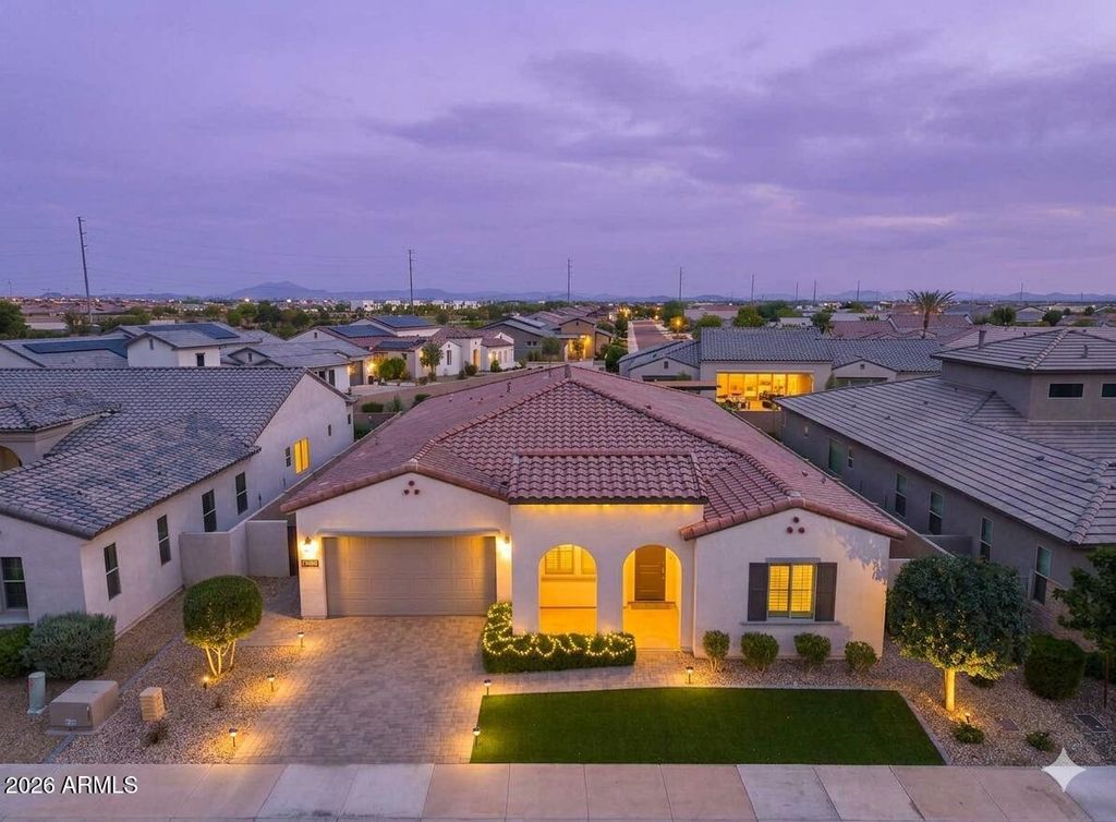 11899 N SPEARFISH Street, Surprise, AZ 85388
