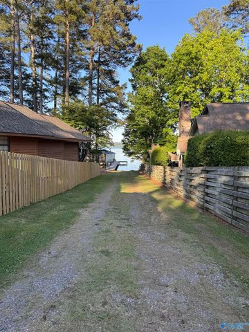 363 Camp Ney A Ti Road, Guntersville, AL 35976