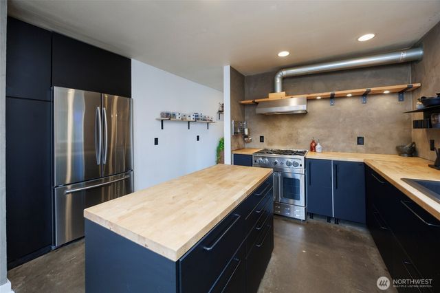 2327 W Mukilteo Boulevard, Everett, WA 98203