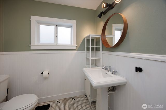 2327 W Mukilteo Boulevard, Everett, WA 98203