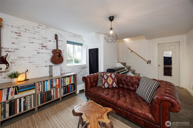 2327 W Mukilteo Boulevard, Everett, WA 98203