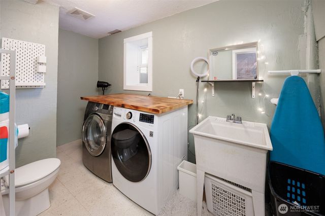 2327 W Mukilteo Boulevard, Everett, WA 98203