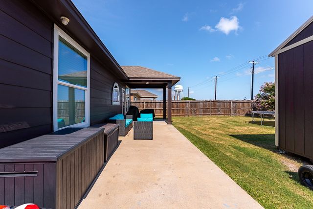 2274 Tallow Dr, Portland, TX 78374