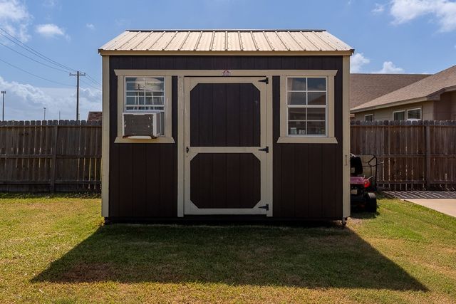 2274 Tallow Dr, Portland, TX 78374