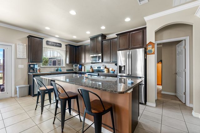 2274 Tallow Dr, Portland, TX 78374