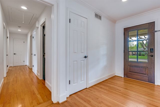 7727 La Avenida Drive, Dallas, TX 75248