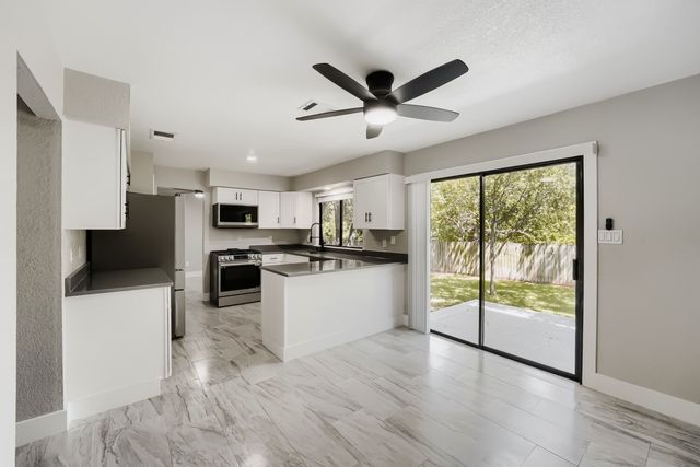 1612 Hermitage Drive, Round Rock, TX 78681
