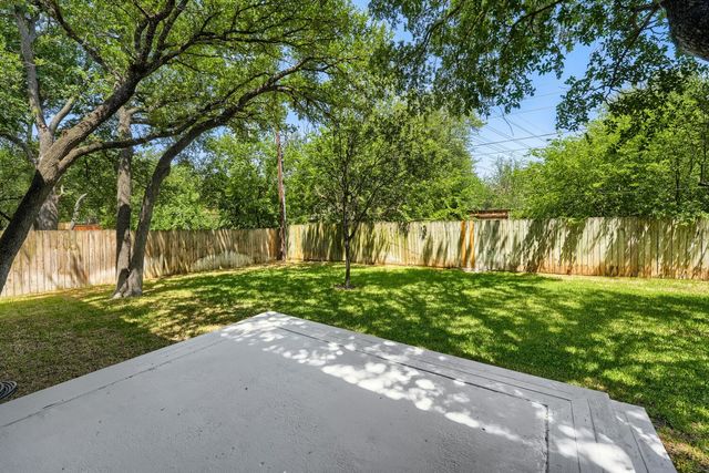 1612 Hermitage Drive, Round Rock, TX 78681