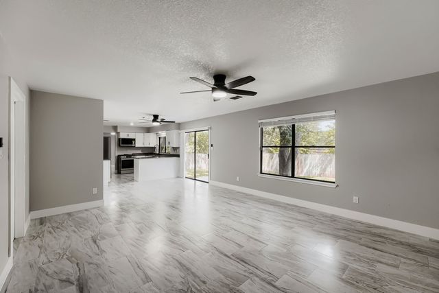 1612 Hermitage Drive, Round Rock, TX 78681