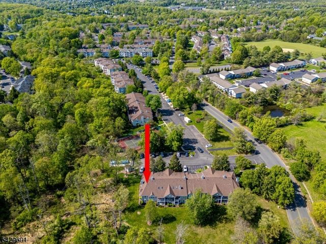31 Rachel Ct, Franklin Twp., NJ 08823