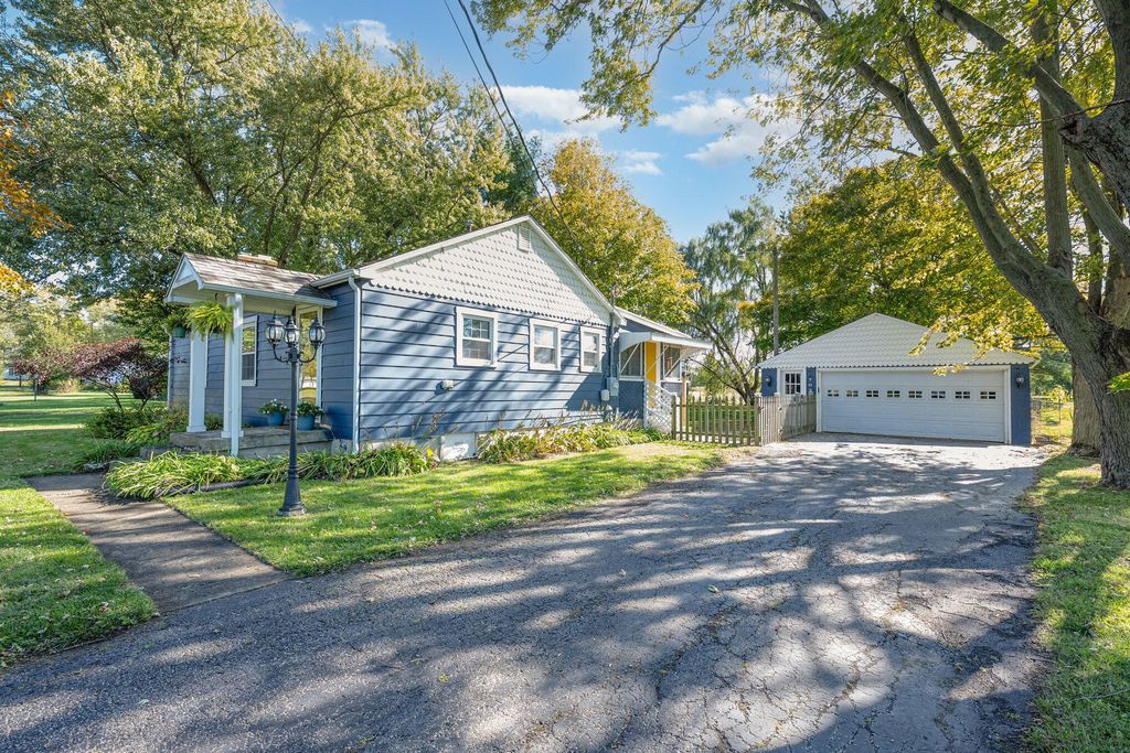 7088 Phillipsburg Union Road 7088 Phillipsburg Union Road, Brookville, OH 45309