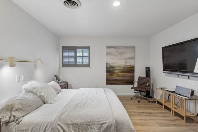 103 W Mimosa CIR, San Marcos, TX 78666