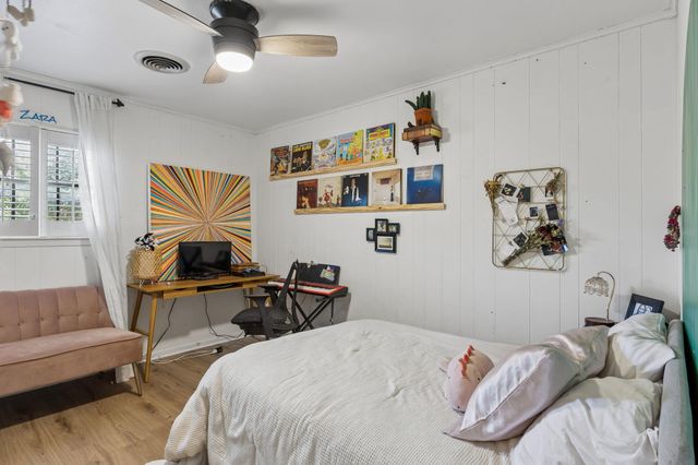 103 W Mimosa CIR, San Marcos, TX 78666
