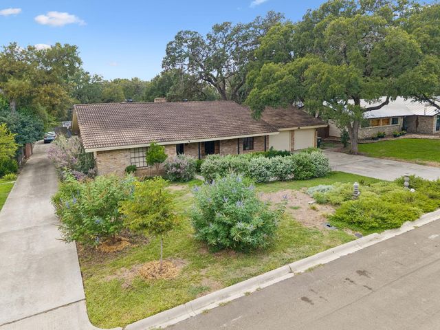 103 W Mimosa CIR, San Marcos, TX 78666