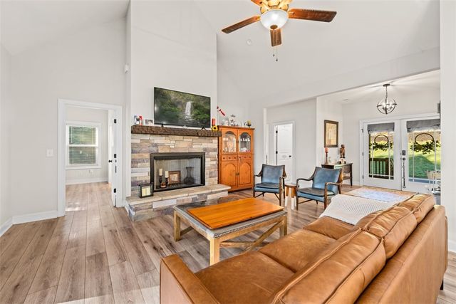 206 Elm Drive, Westminster, SC 29693