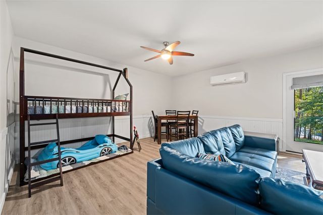 206 Elm Drive, Westminster, SC 29693