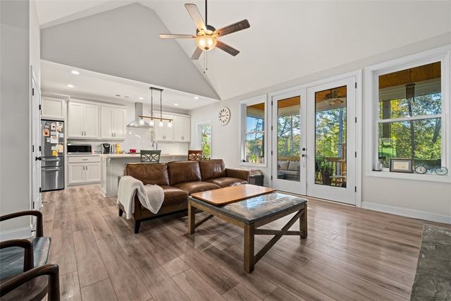 206 Elm Drive, Westminster, SC 29693