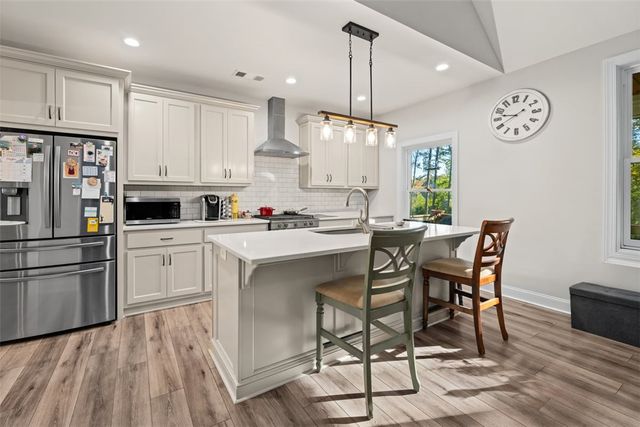 206 Elm Drive, Westminster, SC 29693