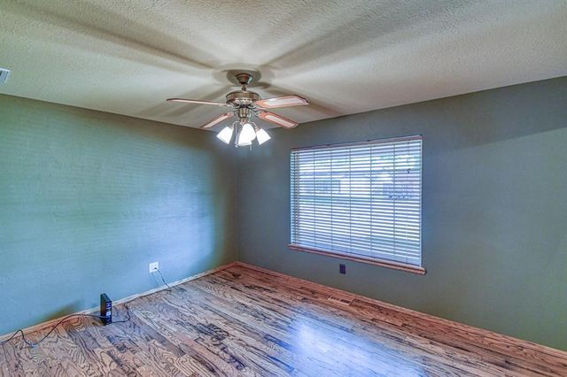 6413 S Dewey Avenue, Oklahoma City, OK 73139