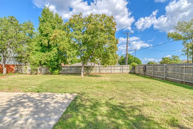 6413 S Dewey Avenue, Oklahoma City, OK 73139