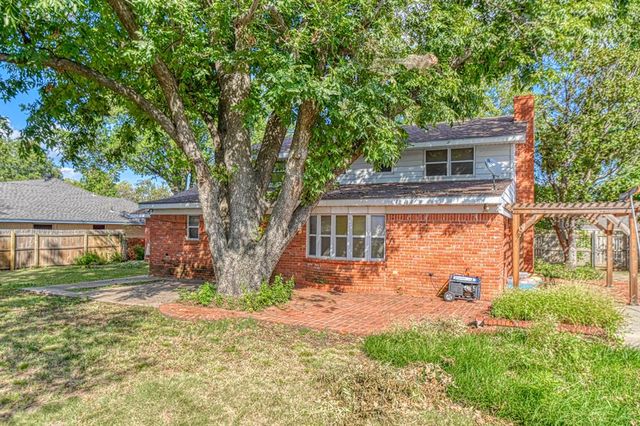 6413 S Dewey Avenue, Oklahoma City, OK 73139