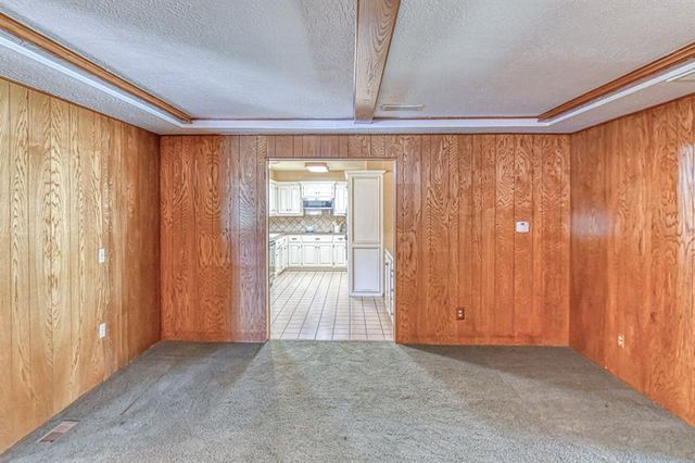 6413 S Dewey Avenue, Oklahoma City, OK 73139