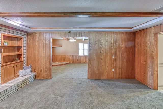 6413 S Dewey Avenue, Oklahoma City, OK 73139