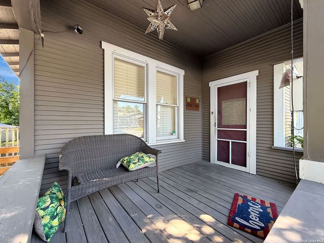 608 E MISTLETOE AVE, San Antonio, TX 78212