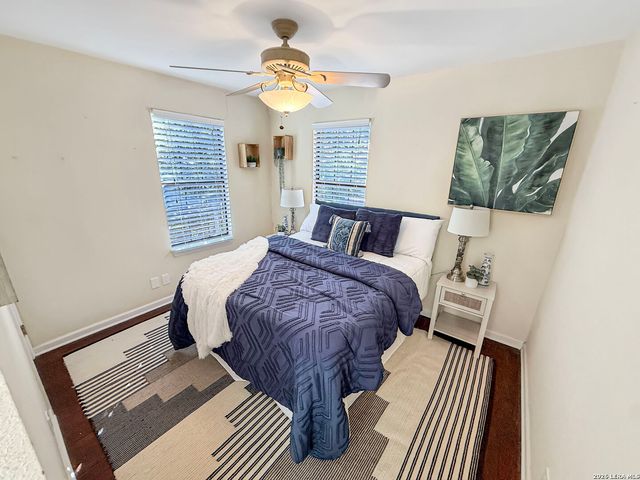 608 E MISTLETOE AVE, San Antonio, TX 78212