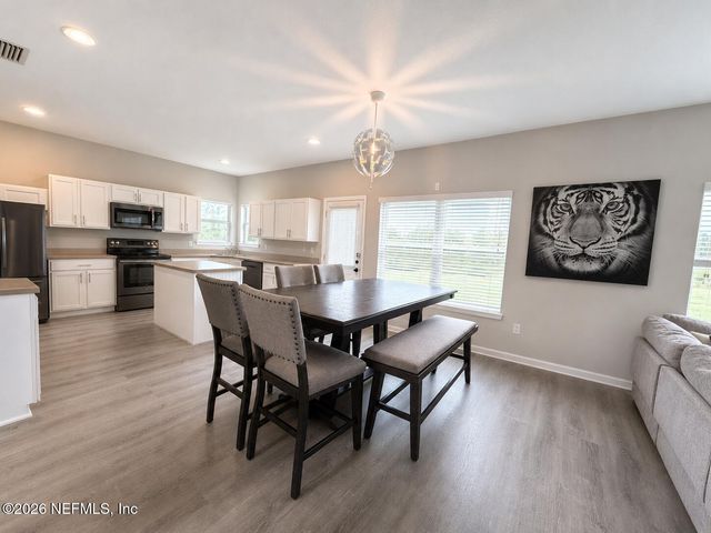 647 SUNNY STROLL Drive, Middleburg, FL 32068