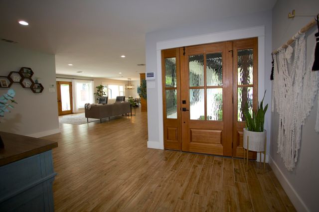 2515 W Avenue J, San Angelo, TX 76901