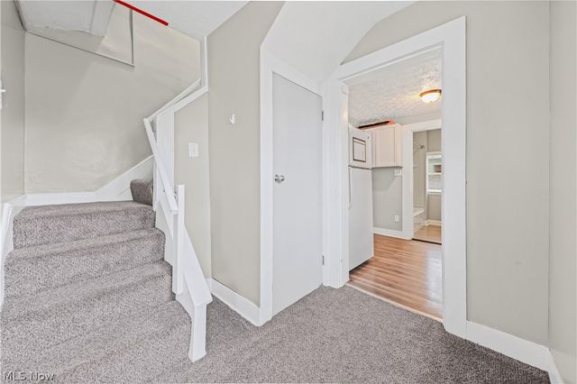 529 Bina Avenue, Akron, OH 44314