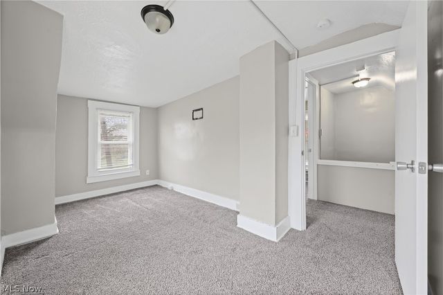 529 Bina Avenue, Akron, OH 44314