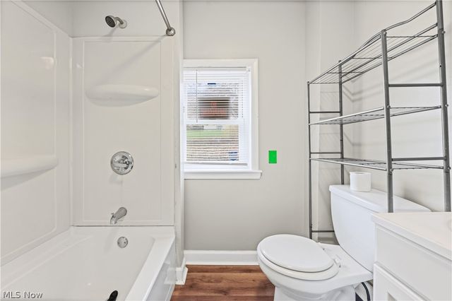 529 Bina Avenue, Akron, OH 44314