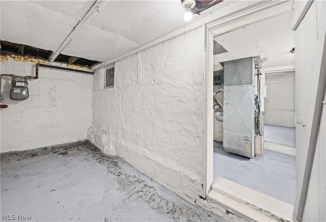 529 Bina Avenue, Akron, OH 44314