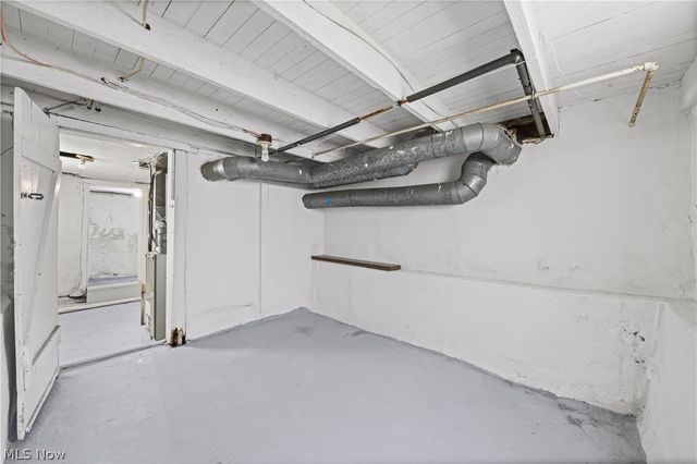 529 Bina Avenue, Akron, OH 44314