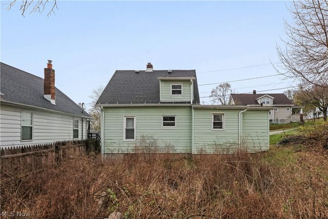 529 Bina Avenue, Akron, OH 44314