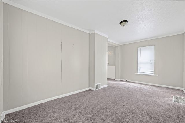 529 Bina Avenue, Akron, OH 44314