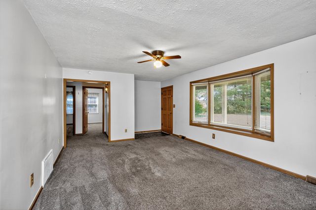 398 Pine Ridge Road, Winchester, KY 40391